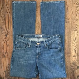 Levi’s Signature Low Rise Boot Cut Jeans